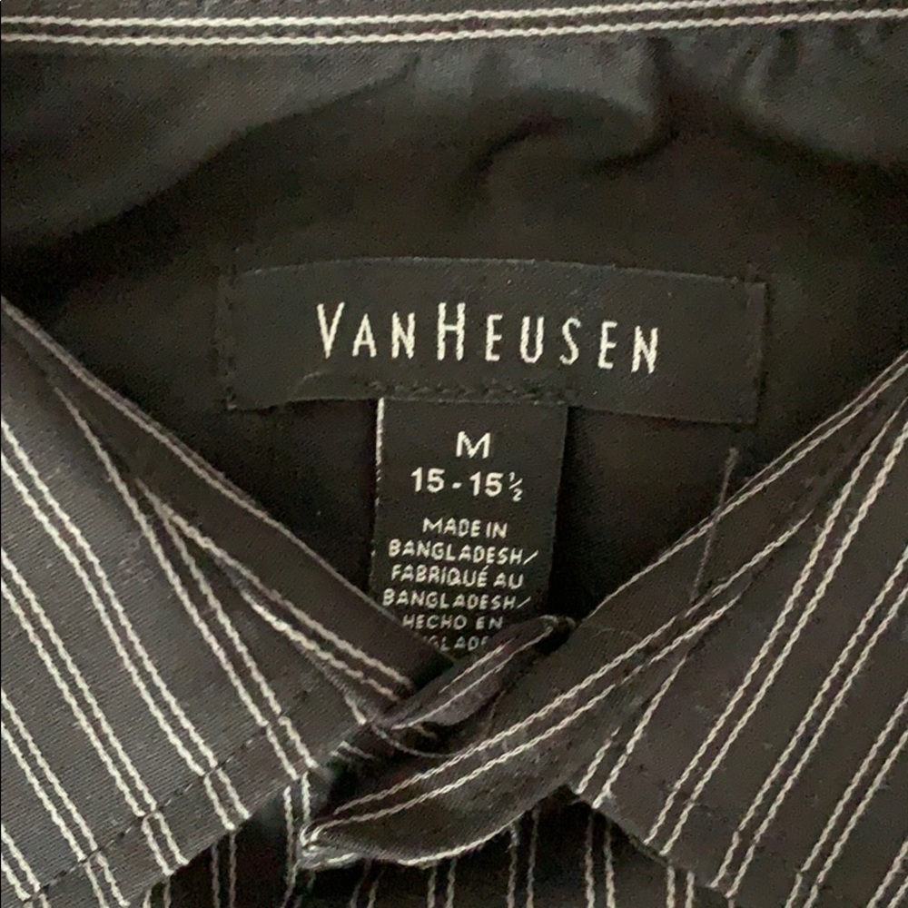 button down - Picture 2 of 3